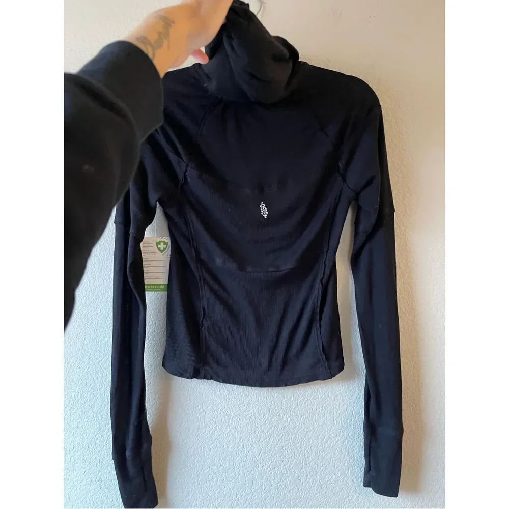 NWT free people movement ribbed cropped hoodie size‎ small